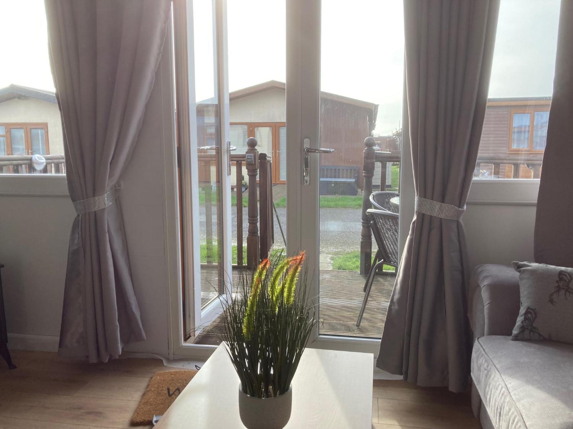 J16 Mablethorpe Pet Friendly Chalet 外观 照片